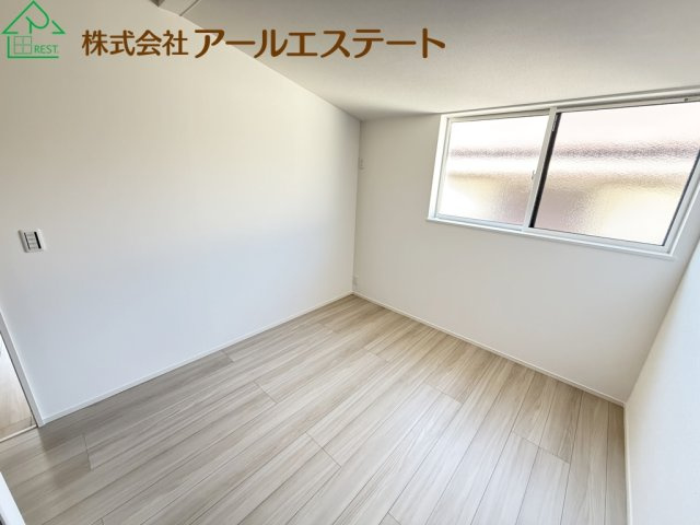 加古川市平岡町新在家　　JR「東加古川駅」徒歩17分の洋室|同社施工事例