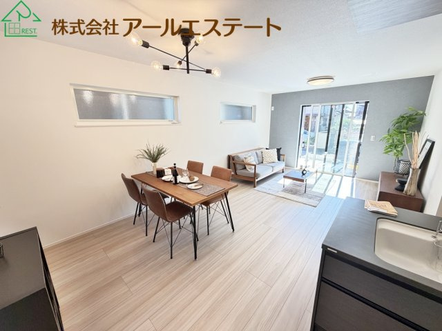 加古川市平岡町新在家　　JR「東加古川駅」徒歩17分の居間・リビング