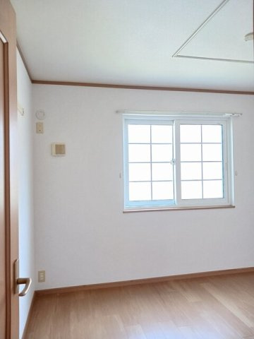 アンジェリカ　Ａの内装|内装は落ち着いています