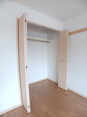 【収納】 | パルシャス園部Ⅱ | 小物を収納するのに便利です
