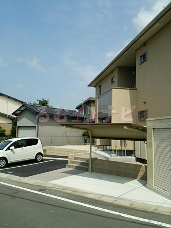 春日市白水池１丁目のアパート
