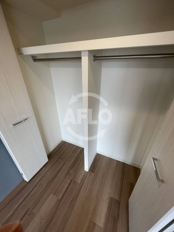プレサンス新大阪ジェイズの収納|プレサンス新大阪ジェイズ　クローゼット