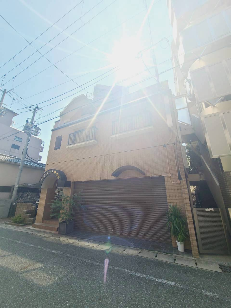 ハイコート甲子園の外観