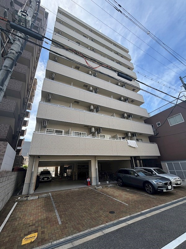オーロラ・タワー難波