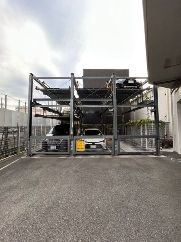 プリオーレ神戸大開通の駐車場|駐車場があります