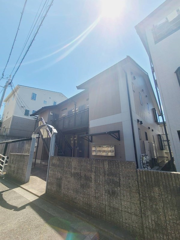 リラ苦楽園の外観