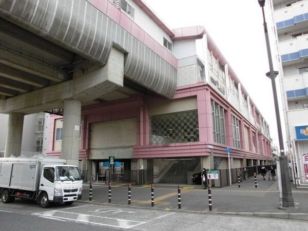 グリフォードBの周辺