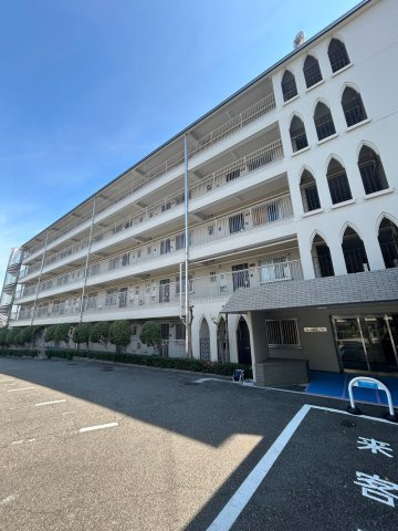 シャンボール芦屋の外観