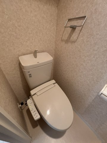 Luxe難波西Ⅲのトイレ