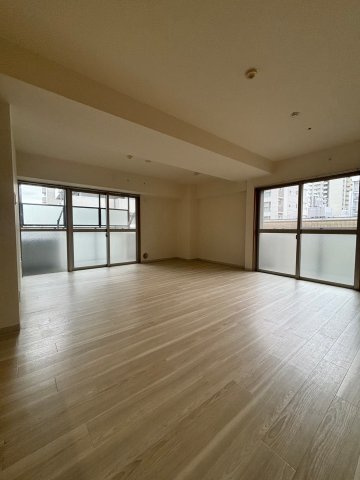 フォレステージュ谷町の居間・リビング