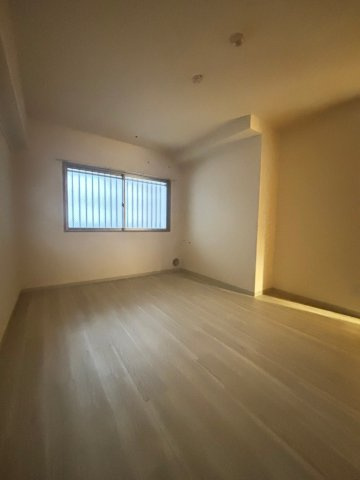 フォレステージュ谷町の寝室