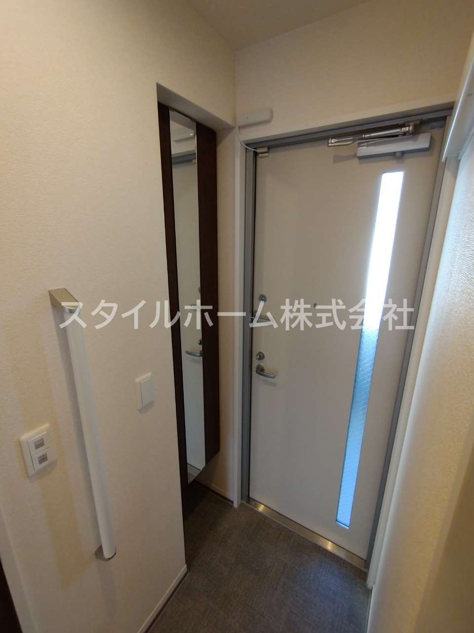 ＲＩＮＧ　ＳＥＬＥＣＴの玄関|別部屋写真です。