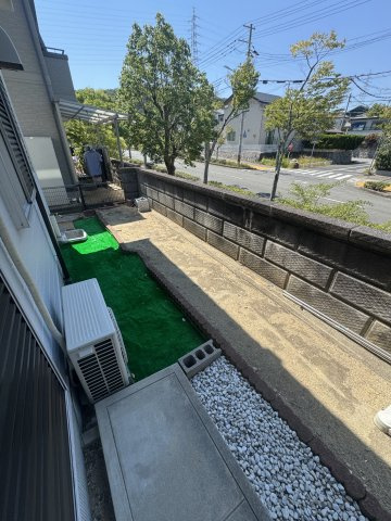 竜が台テラスハウスのバルコニー