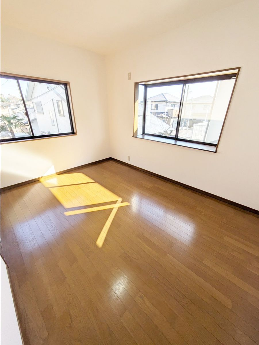 三井郡大刀洗町大字高樋　中古戸建の洋室|2階洋室です