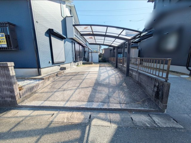 三井郡大刀洗町大字高樋　中古戸建の駐車場