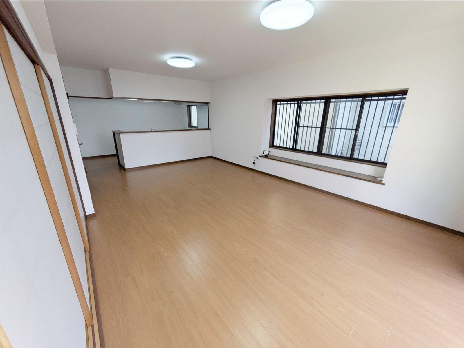 三井郡大刀洗町大字高樋　中古戸建の居間・リビング