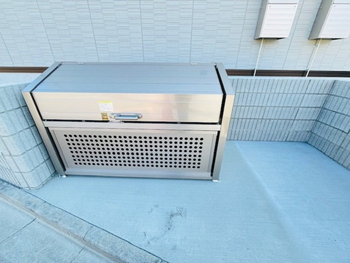 ティフブルー湘南 B棟のその他|ゴミ置き場