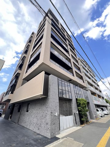 Cresci la Zonaの外観
