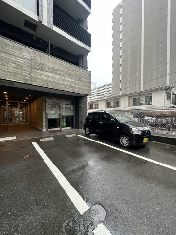 YSP県庁前の駐車場