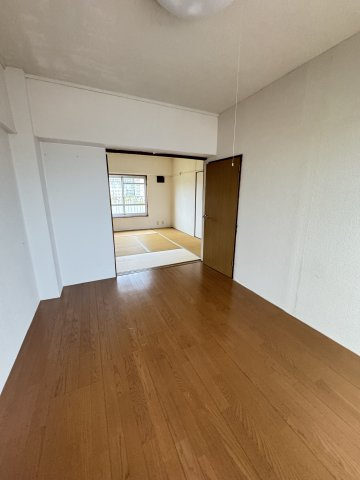 五位ノ池南ビル　2号館の寝室
