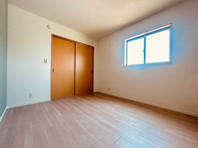 S Apt.玉津町のその他