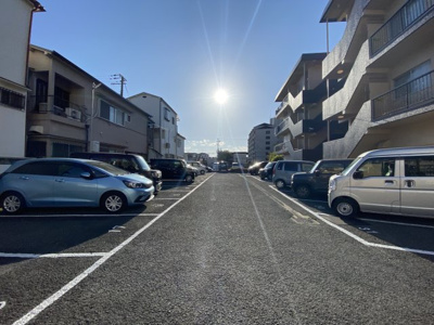 【駐車場】 | 野崎ヶ丘ハイツ17