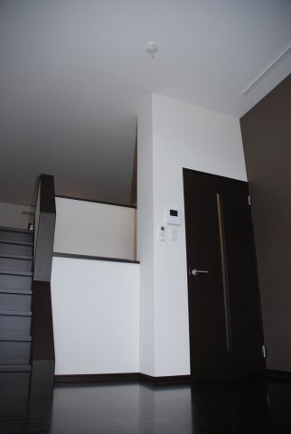 【その他】 | イルサンテⅢ | 明るい雰囲気のお部屋です。