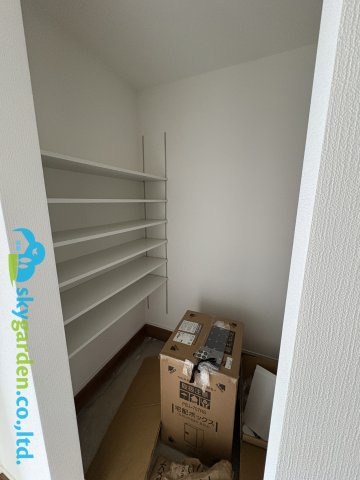 鎌倉市笛田５丁目２期　新築戸建　全1棟の収納|玄関のシューズクロゼット