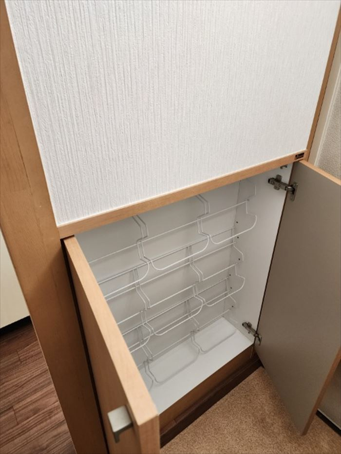 八甲ハイツの玄関|シューズボックス