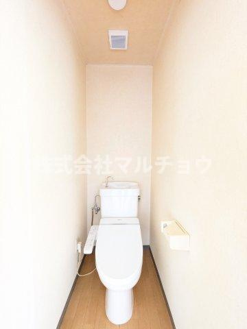 マウンティングッズのトイレ|ゆったりとした空間のトイレです