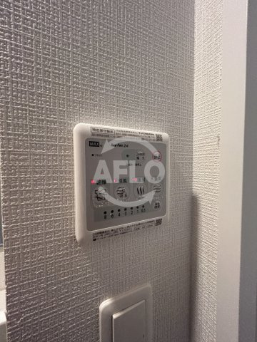 エスリード大阪クレストコートの洗面所|エスリード大阪クレストコート　浴室乾燥機