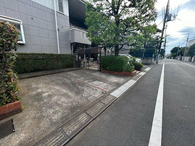 メゾン・デュ・ソレイユの駐車場