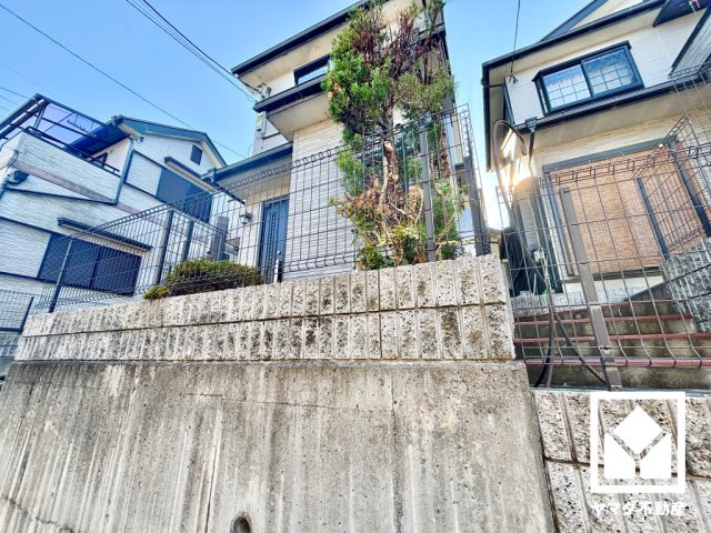 京田辺市薪西山の外観