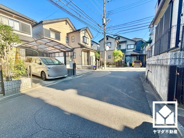 京田辺市薪西山の前面道路含む現地写真