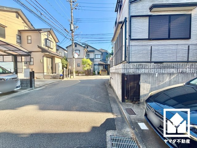 京田辺市薪西山の前面道路含む現地写真