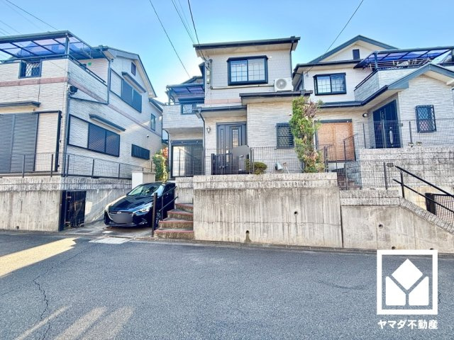 京田辺市薪西山の外観
