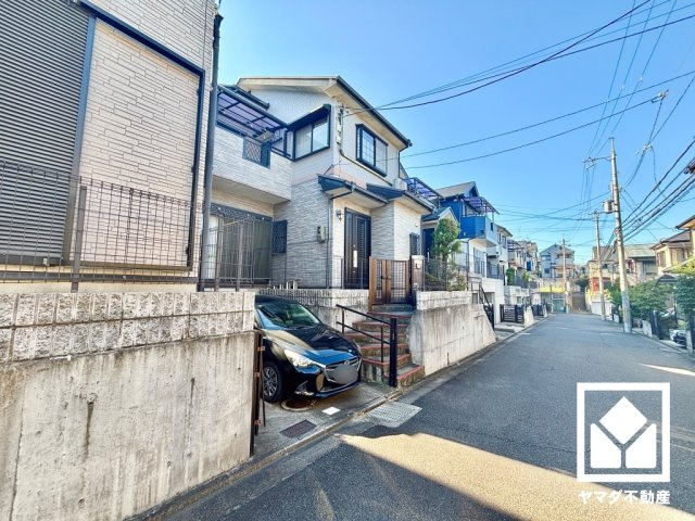 京田辺市薪西山の外観
