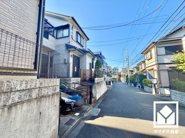 京田辺市薪西山の外観