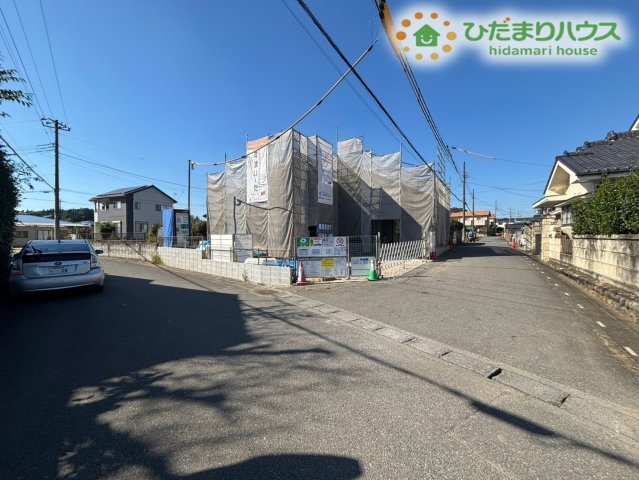 寄居町赤浜第3　新築一戸建て　リーブルガーデン　01の前面道路含む現地写真