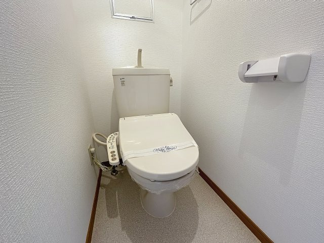 リバーサイド東長崎のトイレ|シンプルで使いやすいトイレです