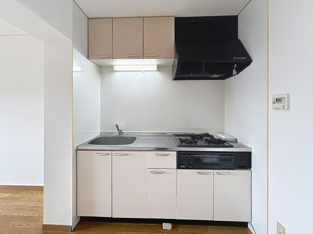 リバーサイド東長崎のキッチン|使いやすいシステムキッチンです