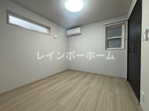 G BASE市川平田の内装