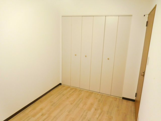 アソシアード高槻の寝室