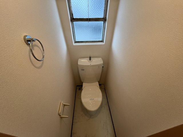 イケダ第一コーポのトイレ|シンプルで使いやすいトイレです