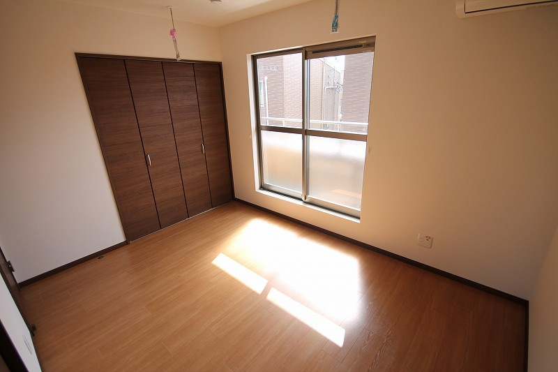グラシア阿見Ｃの洋室|写真はＤ棟102