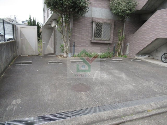 プレステージ石神井公園の駐車場