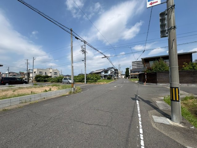 リーブルガーデン　岐阜市六条南一丁目　全2区画分譲の前面道路含む現地写真|「現地（2026年9月6日）撮影」　
■前面道路　
■ヤマダ不動産　株式会社リライフ