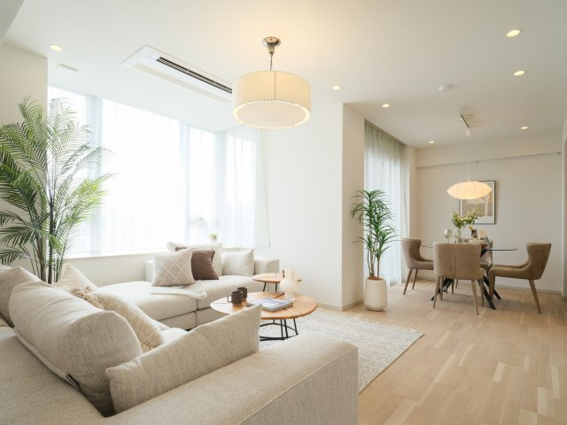 グランドメゾン三軒茶屋プレイスの居間・リビング|グランドメゾン三軒茶屋プレイス：リビングには床暖房が付いており寒い季節でも暖かくお過ごしいただけます！