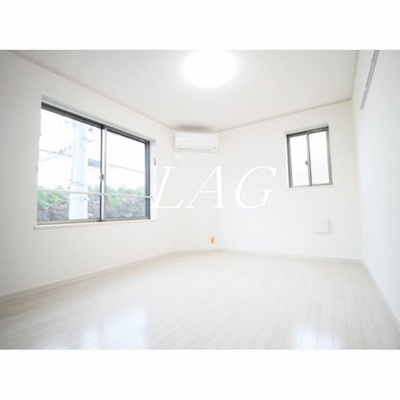 【居間・リビング】 | トロン | 洋室のお部屋です。