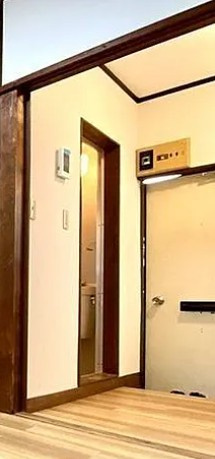 サンライズ湊の玄関